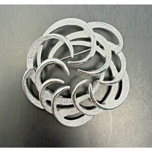 Sarah Coventry Vintage Silver Tone Swirl Brooch Textured Modernist Pin